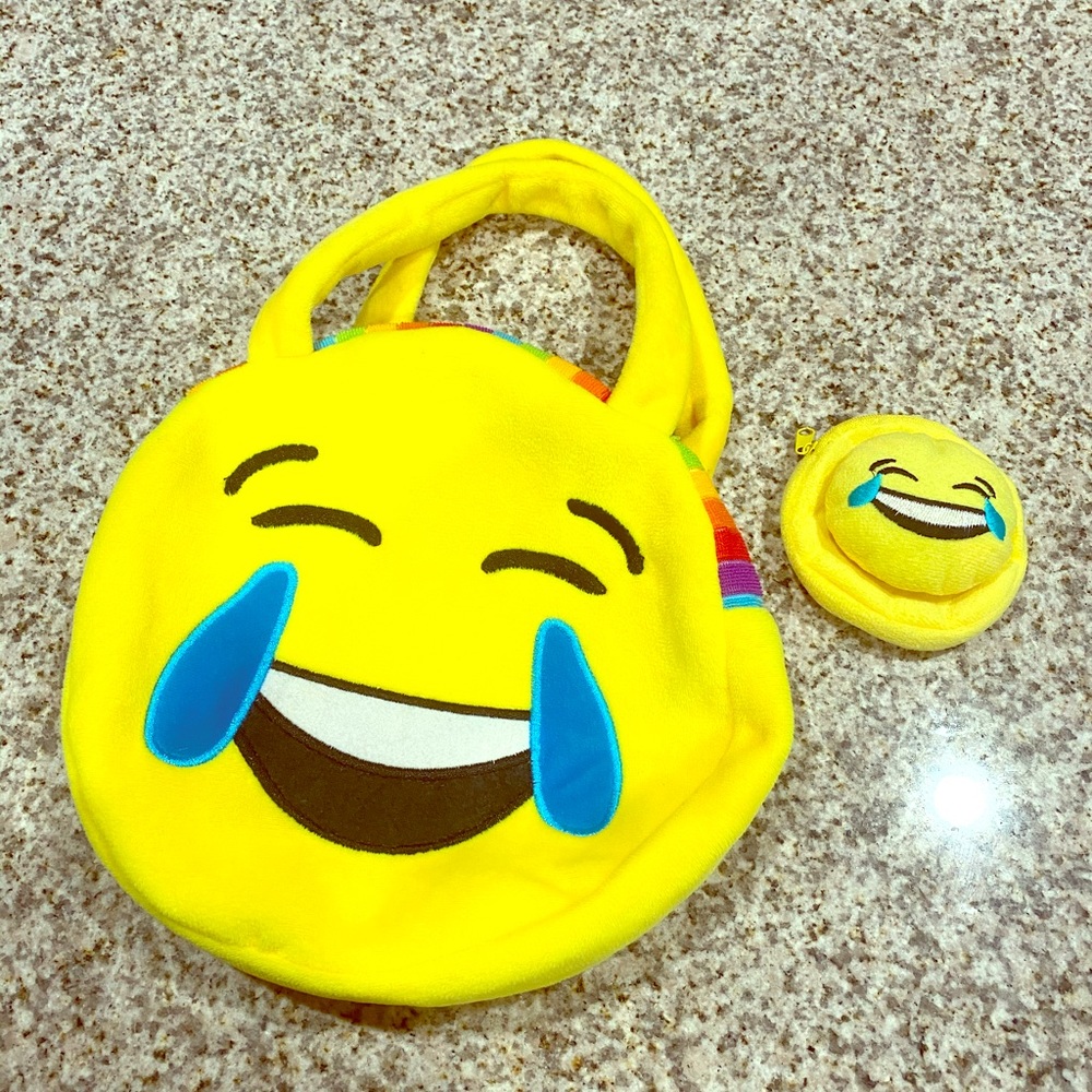 Fuzzy Smiling 😂 Emoji Purse 🤣 w/Coin Bag